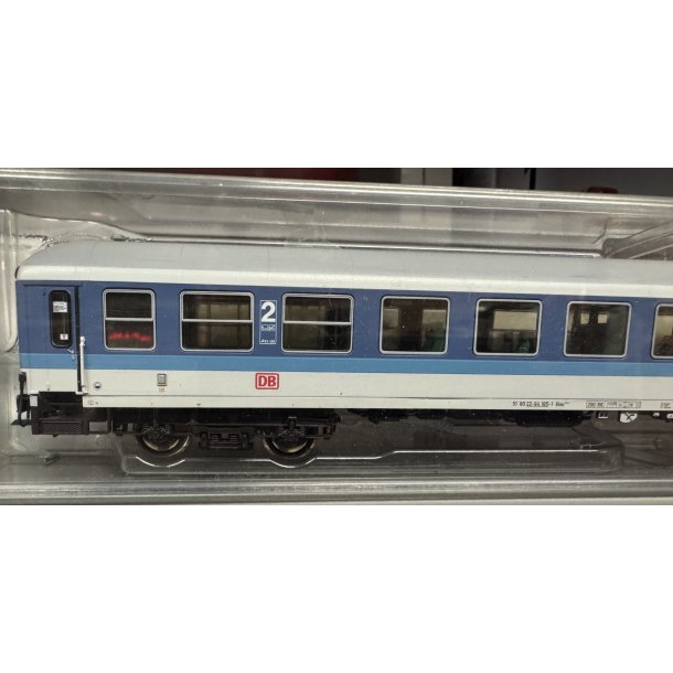 Roco HO 74302 DB AG eksprestogs personvogn 2 kl. Egnet til IR H�llental