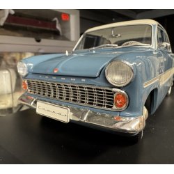 Revell 08880 sj�lden Ford Taunus 12m "Streifen-Taunus" �rgang 1959 Regatta Blue White i metal skala 1:18 