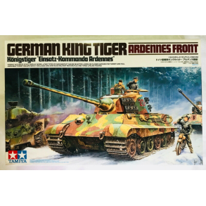 Tamiya 35252 German King Tiger Ardennes Front. Konigstiger Einsatz-Kommando Ardennes. Scala 1:35