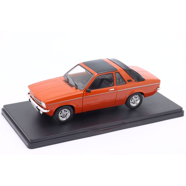 Special C G1648012 Opel Kadett C Aero rgang 1976 orange / sort. Skala 1:24