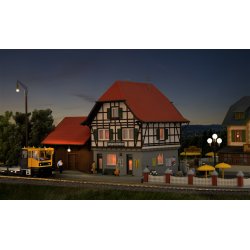 Viesmann HO 49517 station Osterheide med lys