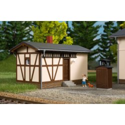 Auhagen HO 11457 Jernbanepersonalets bolig med udhus