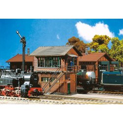 Faller HO 120120 kontrolpost Mittelstadt. Dimensioner: 83 x 62 x 101 mm