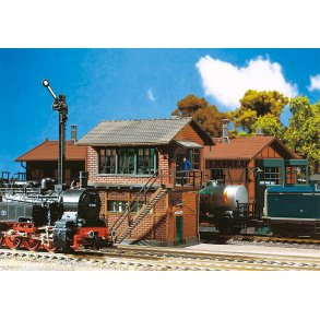 Faller HO 120120 kontrolpost Mittelstadt. Dimensioner: 83 x 62 x 101 mm