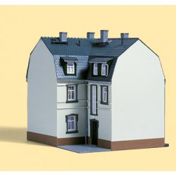 Auhagen HO/TT 12255 By ejendom med Irsk Pub