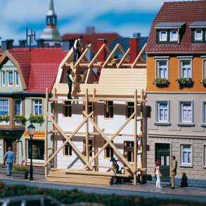 Auhagen HO/TT 12270 By ejendom under renovering