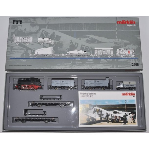M�rklin 2866 DB flyver transport med damplok BR 80