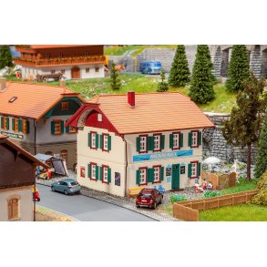 Faller HO 130596 Pension Rheinblick 162 x 120 x 130 mm.