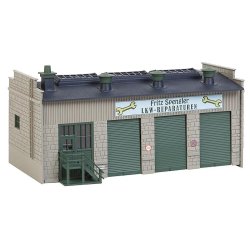 Faller 131385 LKW vrksted. &lrm;Dimensioner:&lrm; 185 x 115 x 95 mm.