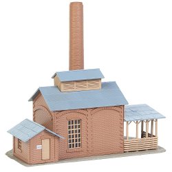 Faller HO 131386 keddelhus. &lrm;Dimensioner:&lrm; 188 x 120 x 180 mm.