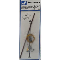 Viessmann HO 6727 trmast med led belysning