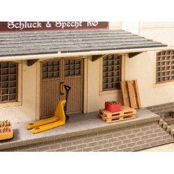 Noch HO 13706 st med pallevogn og paller