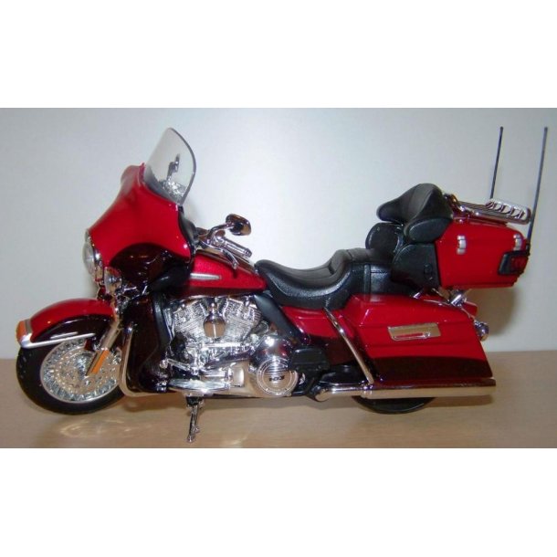 Maisto 532323 Harley Davidson 2013 Electra Glide 