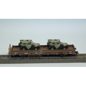 M�rklin�46967 4MFOR DSB fladvogn med 2 x Mercedes-Benz Wolf.