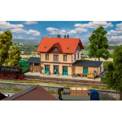 Faller HO 191742 Ochsenhausen station 308 x 140 x 142 mm.