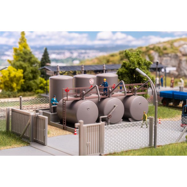 Faller HO 191838 tank anl�g Dimensioner 116 x 100 x 57 mm