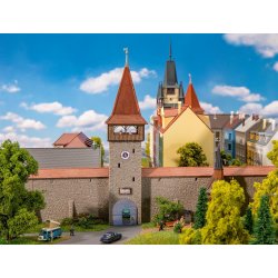 Faller 232171  spor N Gammelt bytrn med mur