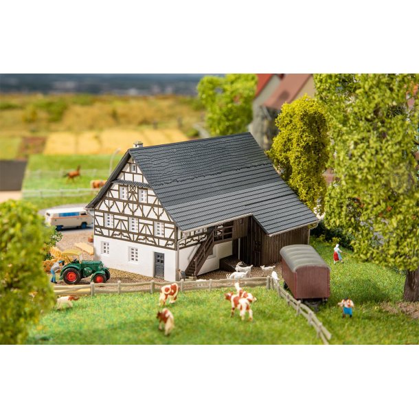 Faller 232190 spor N Bondehus 97 x 79 x 66 mm.