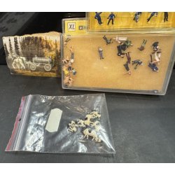 Brugt sammensat sortiment noch figurer skala N 1.160 Ca 35 figurer + vogn
