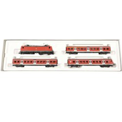 Mrklin 26507 DB AG E-Lok BR 143 S banetogst med styrvogn og indvendig belysning samt strmfrende