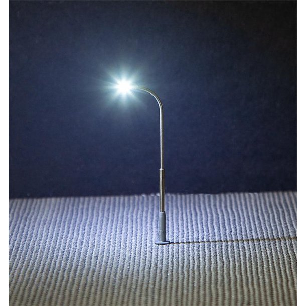 Faller 272220 spor N &lrm;LED gadebelysning, pisk lampe&lrm; hjde 65 mm.