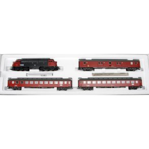M�rklin 28524 DSB diesellok MY 1112 med 2 x liggevogne 1 x postvogn togs�t ombygget til analog j�vnstr�m drift