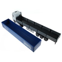 Joal 345 DAF XF High Cab med overdkket trailer. Skala 1:50