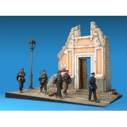 MiniArt 36005 SEVASTOPOL 1941 bygges�t skala 1:35