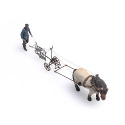 Artitec HO 387.392  bonde med hest og plov frdig model. 