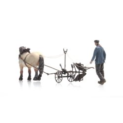 Artitec HO 387.392  bonde med hest og plov frdig model. 