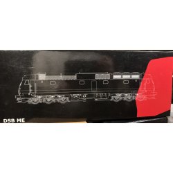 McK 0111 DSB diesellok ME 1535 med lang f�rerhus med LokSound og DCC j�vnstr�m drift samt diesellyd