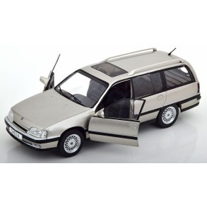 Whitebox 124165-0 Opel Omega A2 stationcar s�lv �rgang 1990 skala1:24