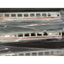 A.C.M.E HO 55329 DB personvogns�t 1-2 kl. Med 4 vogne