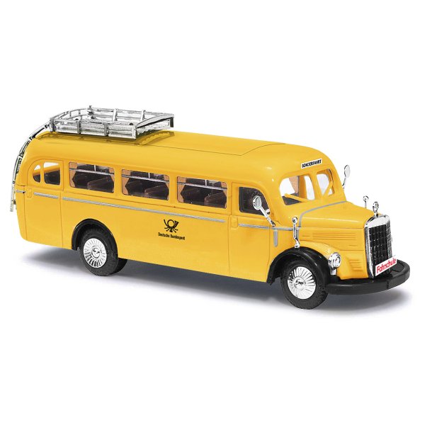 Busch HO 41013 Mercedes-Benz O-3500 Deutsche Post Kreskole