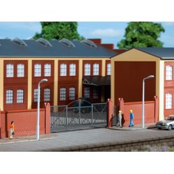 Auhagen HO 41622 murstensmur med gitterporte