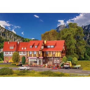 Vollmer HO 43692 Blomsterbutik med indretning og belysning. Ml: L 14,7 x B 12,8 x H 12 cm.