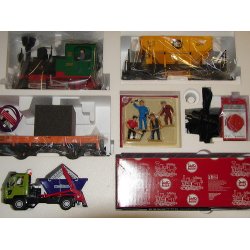 LGB 70403 spor G startst med damplok og 2 vogne