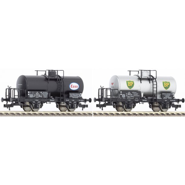 Fleischmann HO 581107 DSB tankvognst "ESSO" og "BP" med bremseplatform
