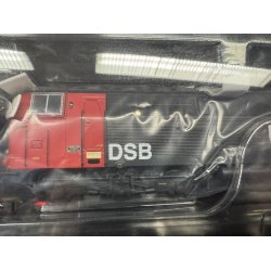 McK HO 5305 DSB diesellok MZ 1426 med DCC j�vnstr�m samt diesellyd