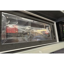 McK HO 5303 DSB diesellok MZ 1425 med DCC j�vnstr�m samt diesellyd