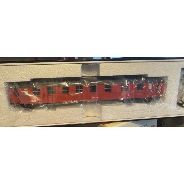 McK 1005 DSB personvogn r�d Bv 5086 28-44 327-9