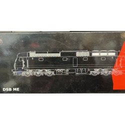 McK HO 0115 DSB diesellok med lang f�rerhus ME 1507 og DCC j�vnstr�m samt diesellyd