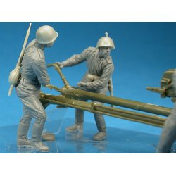MiniArt 35081�SOVJETISK ARTILLERIBES�TNING P� MAN�VRE bygges�t skala 1:35