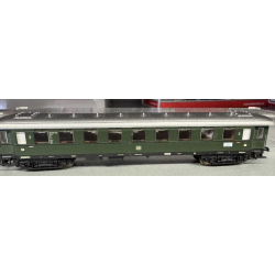 Fleischmann 8631 spor N DB personvogn 2 kl.