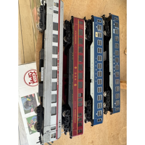 Lot 4 Fleischmann og lima HO 4 Brugte personvogne i pn stand. Slges uden garanti 