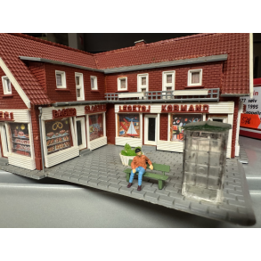 Heljan HO 58  k�bmands butik F�rdig samlet