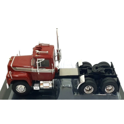 IXO TR212.22 Mack R-serie lastbil Mrkerd rgang 1966 skala 1:43