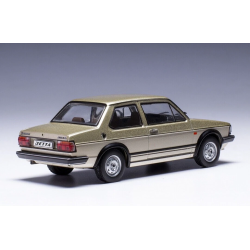 IXO 557N.22 VW Jetta MKI Beige �rgang 1979. Skala 1:43