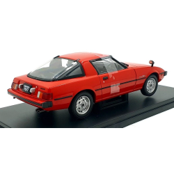 Whitebox 124214 Mazda RX-7 r�d �rgang 1980 skala 1:24