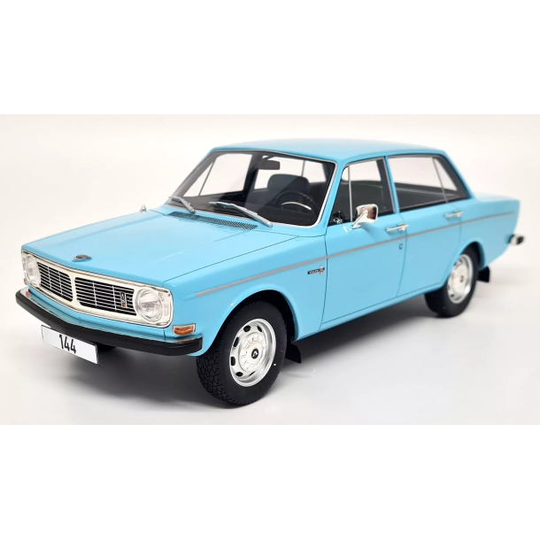 Modelcar Group 18444 Volvo 144 Lysebl rgang 1968 skala 1:18